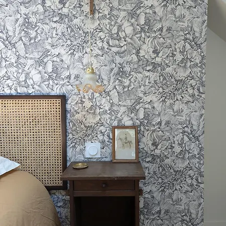 Апартаменты Sous Les Toits